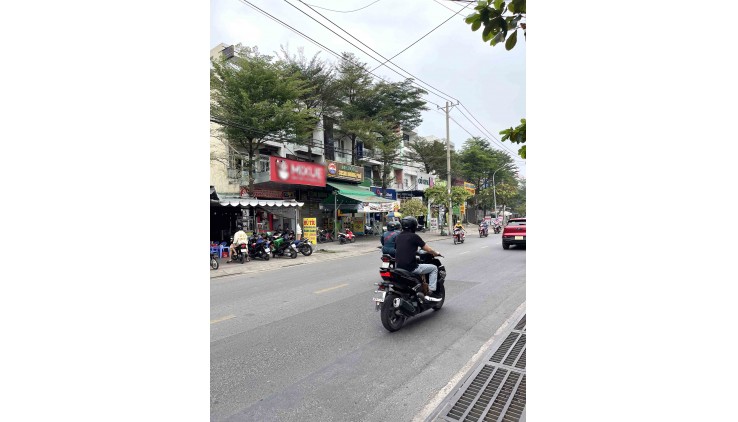 Hiếm Bán Nhà Mặt Tiền Kinh Doanh 3 Tầng 273m2_7*36 Hiệp Bình Hiệp Bình Phước Thủ Đức chỉ ~100tr.m2